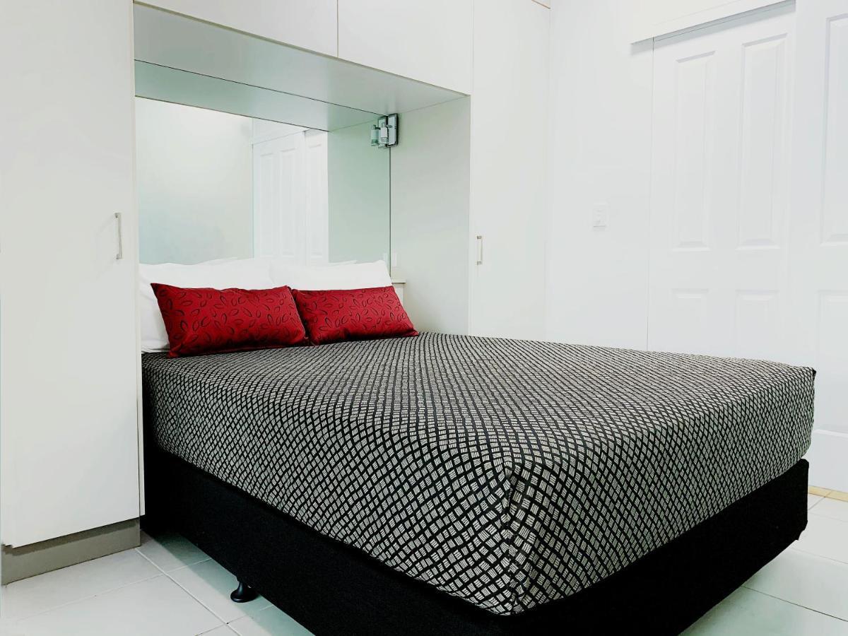 Ramada Suites By Wyndham Zen Quarter Darwin Bilik gambar